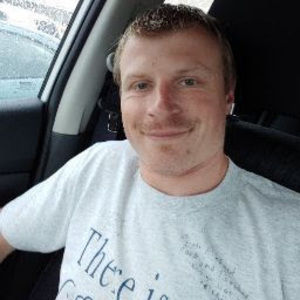 Meet your Posher, Dennis